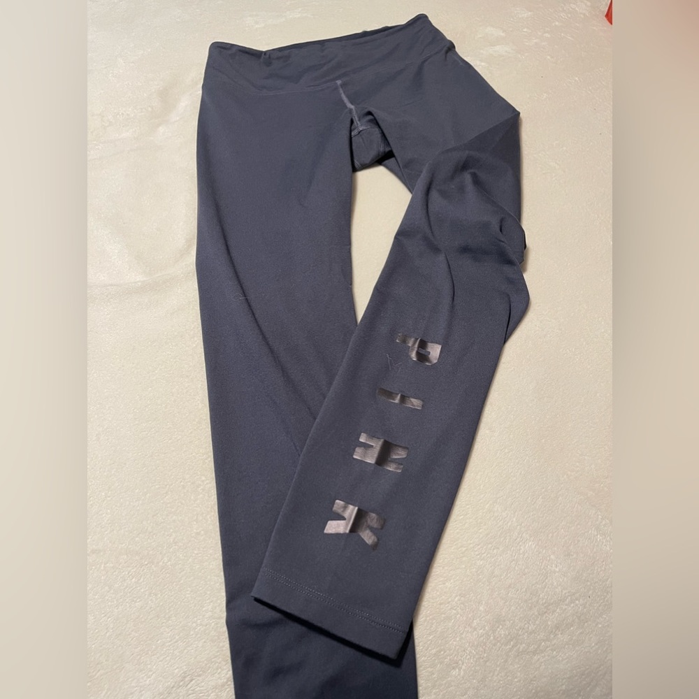 PINK leggings with logo, size M
